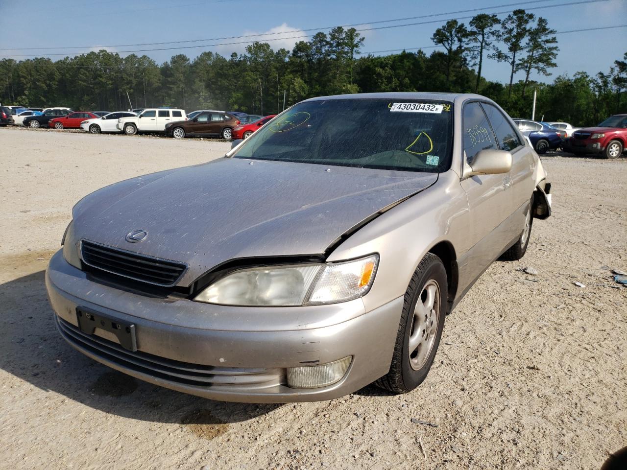 Photo 2 from auction – 1997 LEXUS ES 300 with VIN JT8BF22G1V5003429