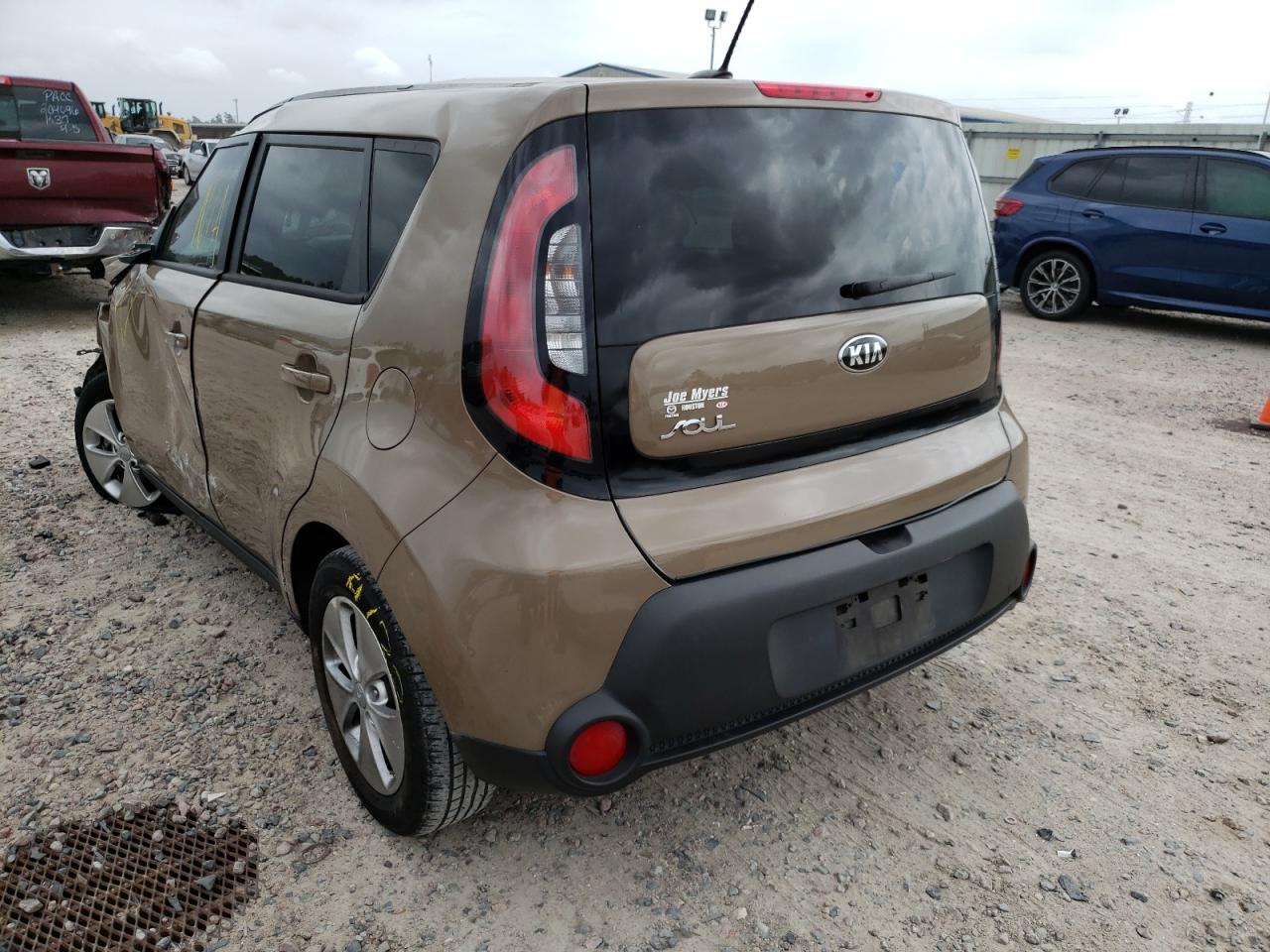 Photo 13 from auction – 2015 KIA SOUL with VIN KNDJN2A21F7235296
