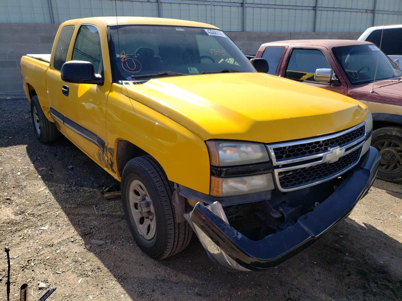 Photo 1 from auction – 2006 CHEVROLET SILVERADO with VIN 1GCEK19V66Z259861