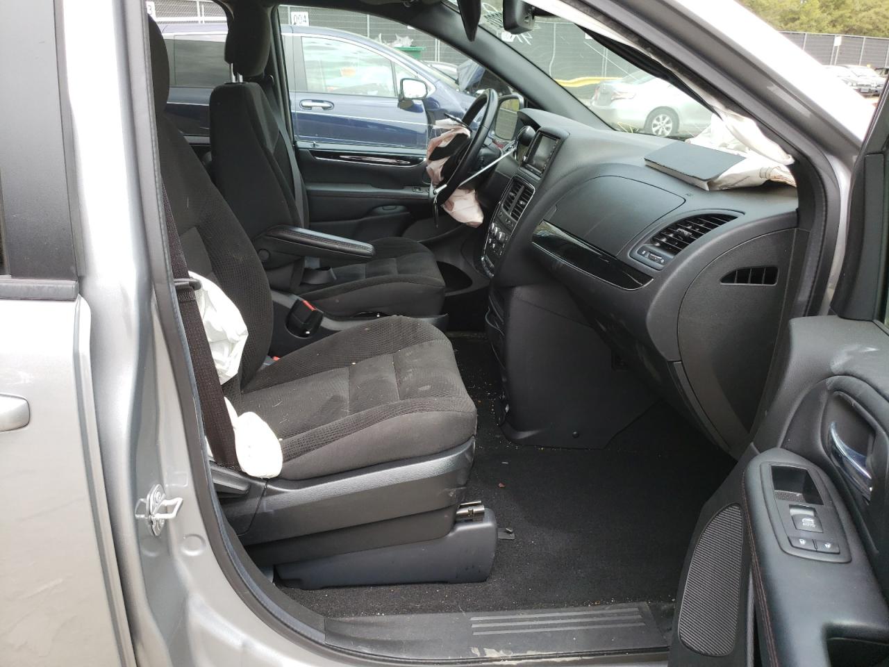 Photo 5 from auction – 2019 DODGE GRAND CARA with VIN 2C4RDGBG4KR787767