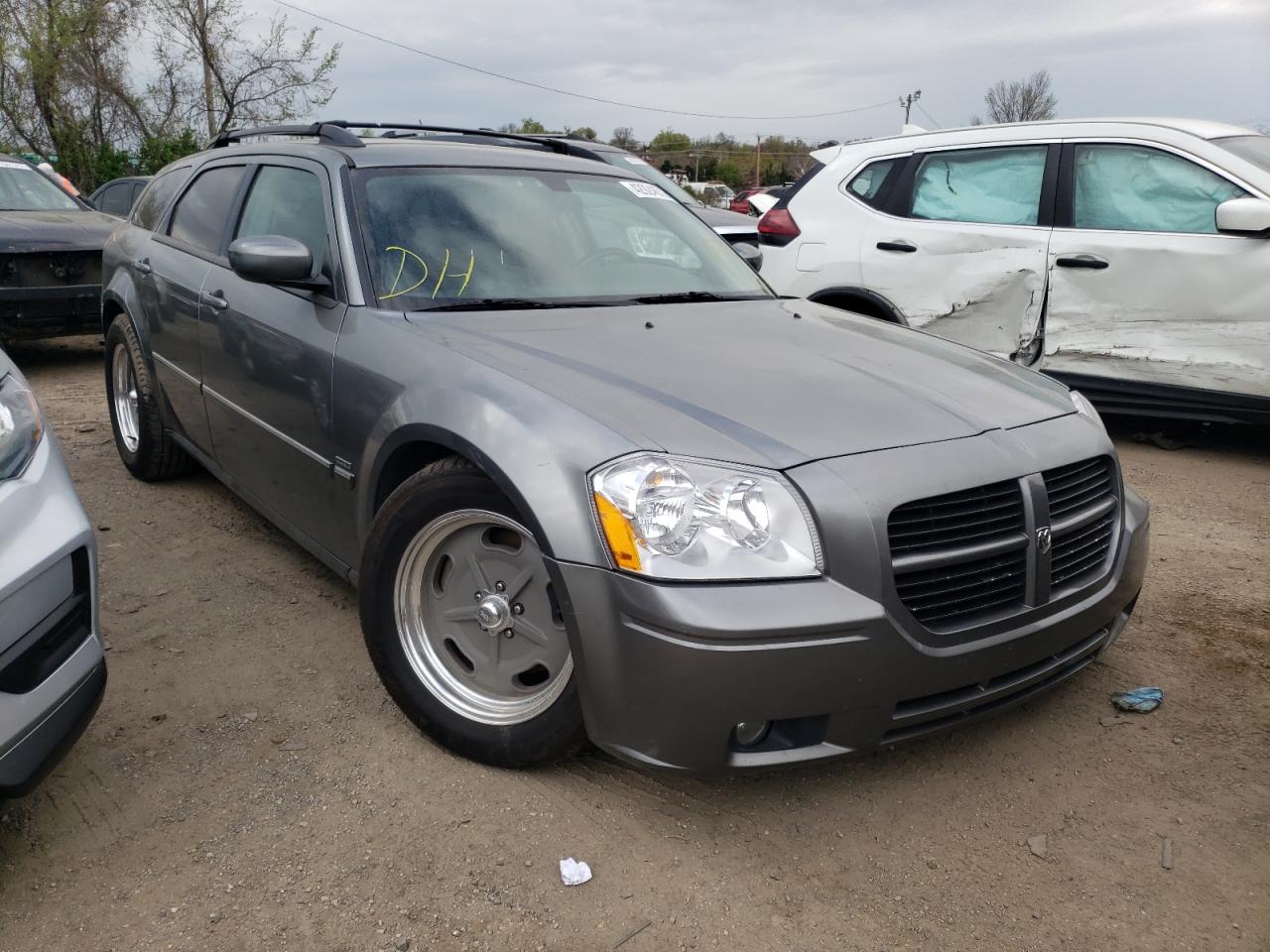 DODGE MAGNUM R/T 2005 with VIN 2D8GV58285H589838 - Photo from auction