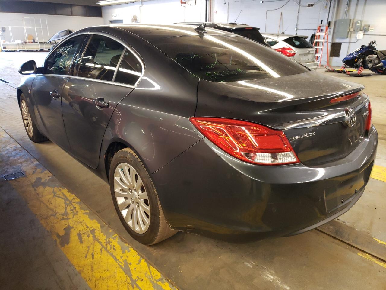 Photo 3 from auction – 2011 BUICK REGAL CXL with VIN 2G4GS5EC2B9189358