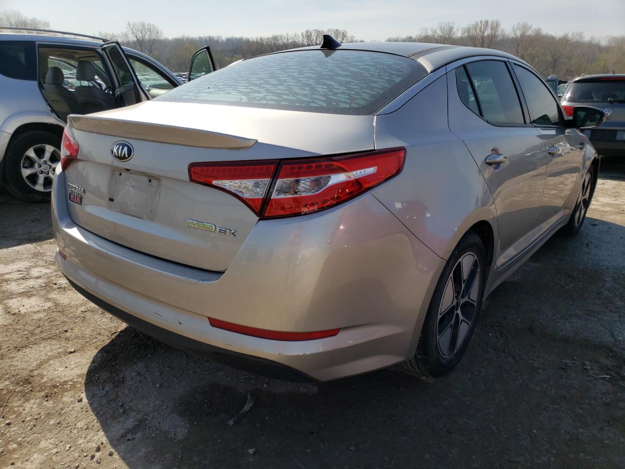 Photo 4 from auction – 2013 KIA OPTIMA HYB with VIN KNAGM4ADXD5049272