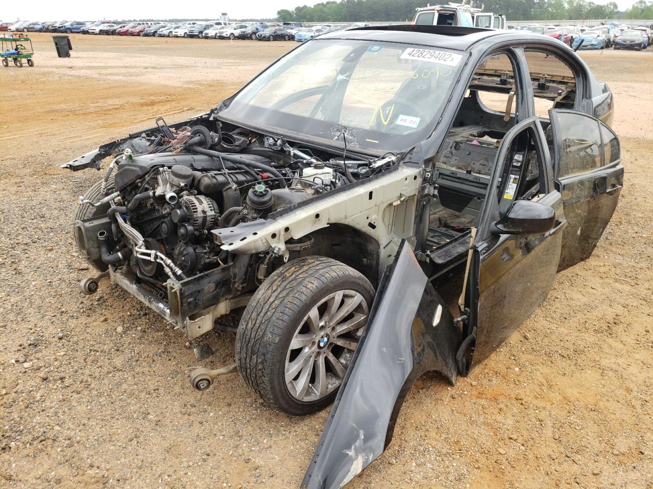 Photo 2 from auction – 2011 BMW 328 I with VIN WBAPH7G58BNM56090