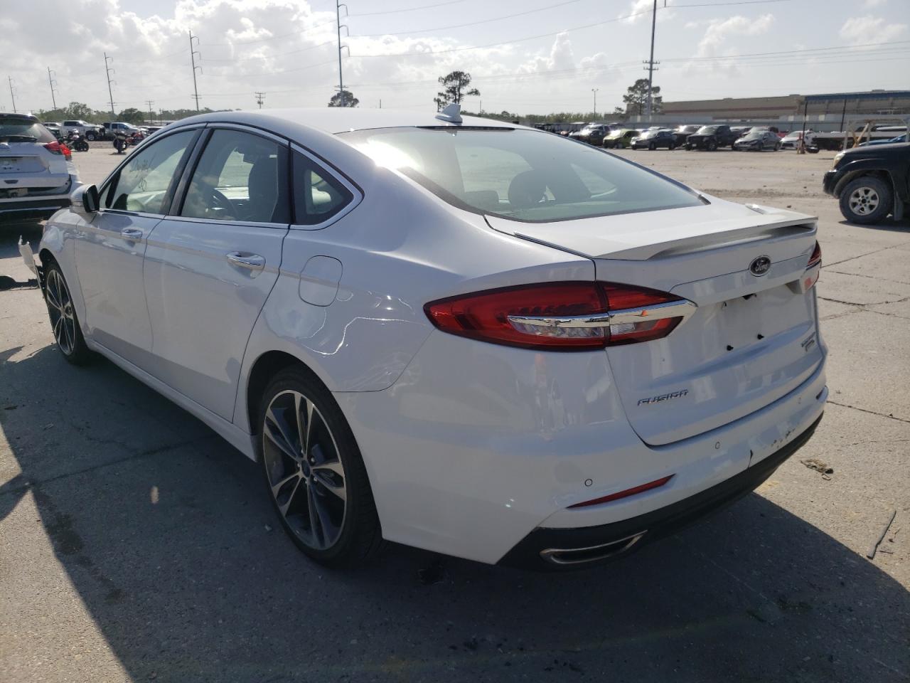 Photo 3 from auction – 2019 FORD FUSION TIT with VIN 3FA6P0D93KR210485