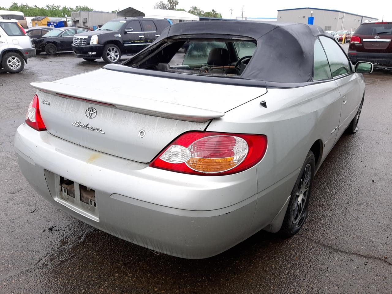 Photo 4 from auction – 2002 TOYOTA CAMRY SOLA with VIN 2T1FF28P72C600853