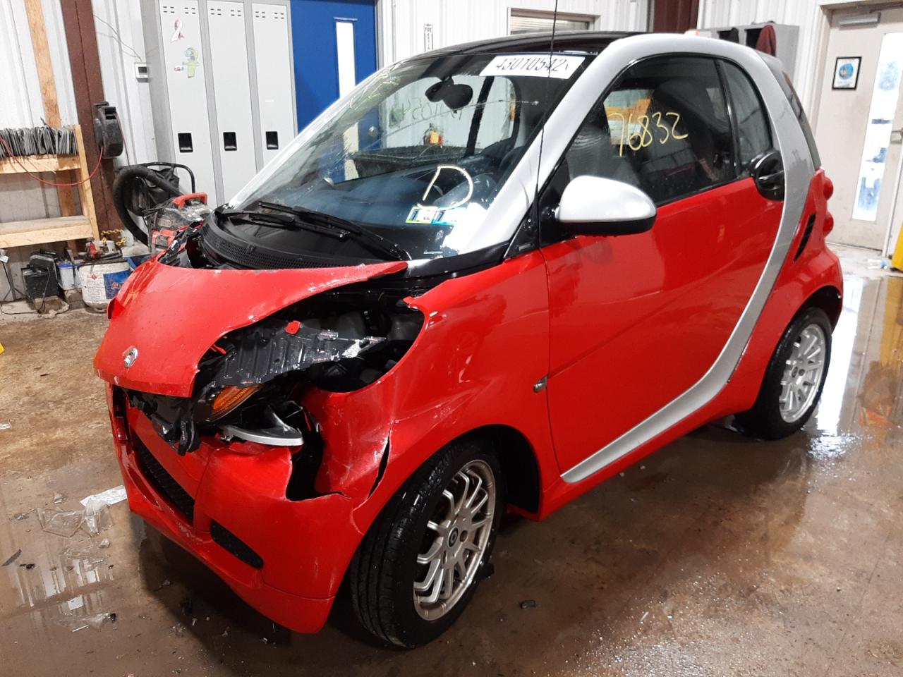 Photo 2 from auction – 2012 SMART FORTWO PUR with VIN WMEEJ3BA4CK571933