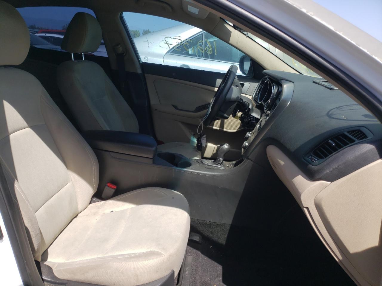 Photo 5 from auction – 2013 KIA OPTIMA LX with VIN 5XXGM4A74DG234992