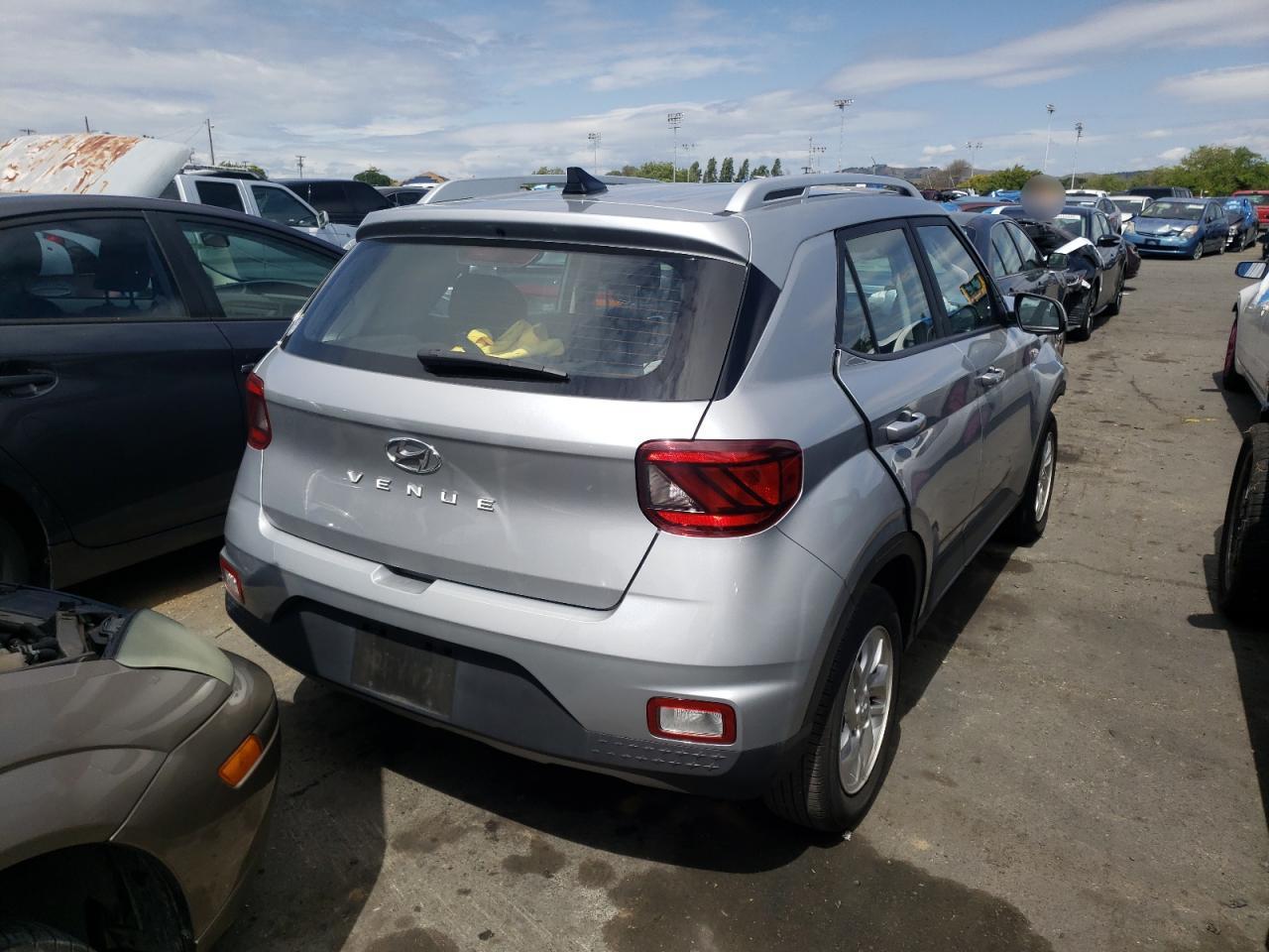 Photo 20 from auction – 2020 HYUNDAI VENUE SEL with VIN KMHRC8A32LU024797