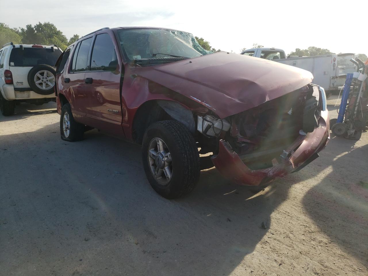 FORD EXPLORER X 2004 with VIN 1FMZU63KX4UB77970 - Photo from auction