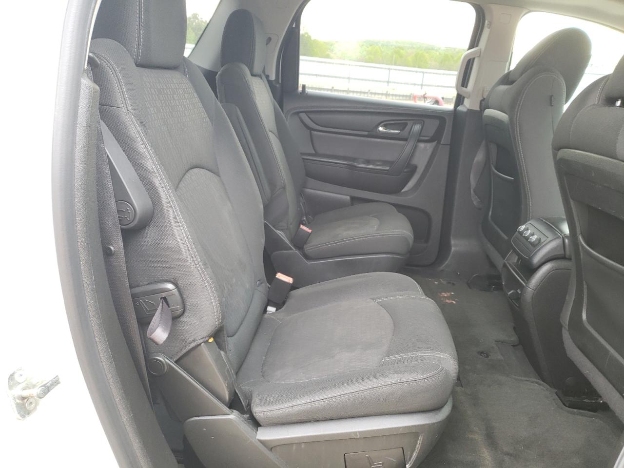 Photo 6 from auction – 2013 GMC ACADIA SLE with VIN 1GKKVPKD3DJ158520