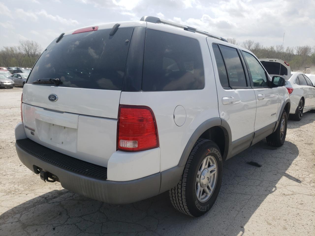 Photo 4 from auction – 2002 FORD EXPLORER X with VIN 1FMZU63E72ZA59871
