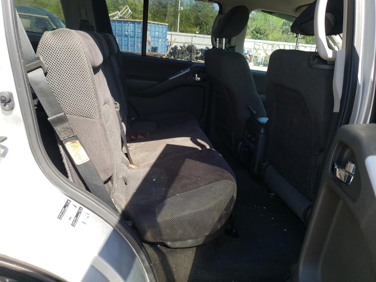 Photo 6 from auction – 2010 NISSAN PATHFINDER with VIN 5N1AR1NNXAC601805