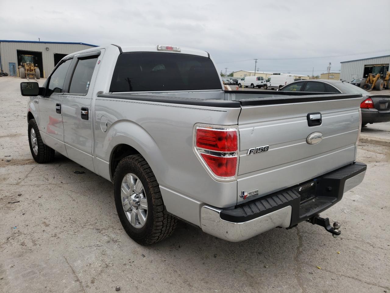Photo 3 from auction – 2011 FORD F150 SUPER with VIN 1FTFW1CT7BFA60927
