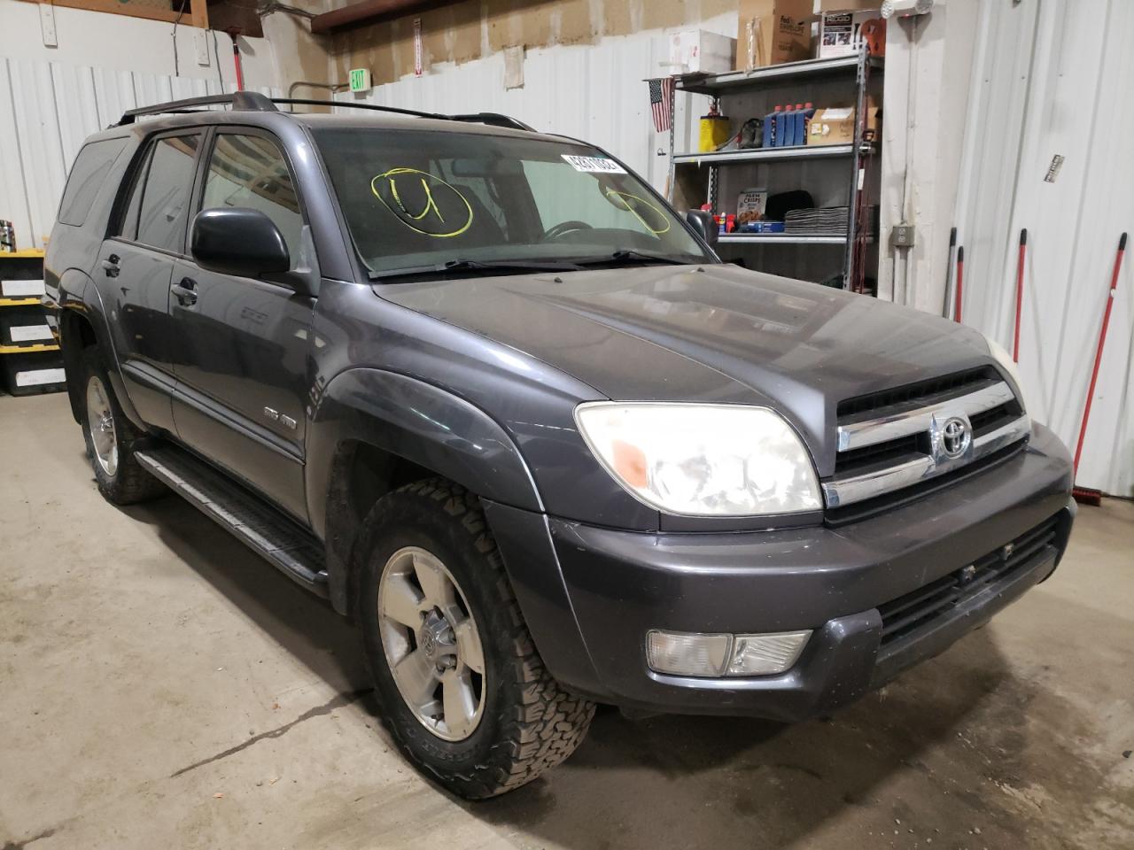 TOYOTA 4RUNNER SR 2005 with VIN JTEBU14R858044067 - Photo from auction