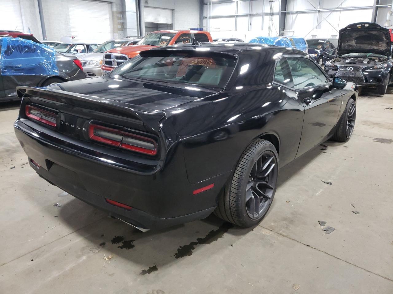 Photo 4 from auction – 2016 DODGE CHALLENGER with VIN 2C3CDZFJ2GH288913