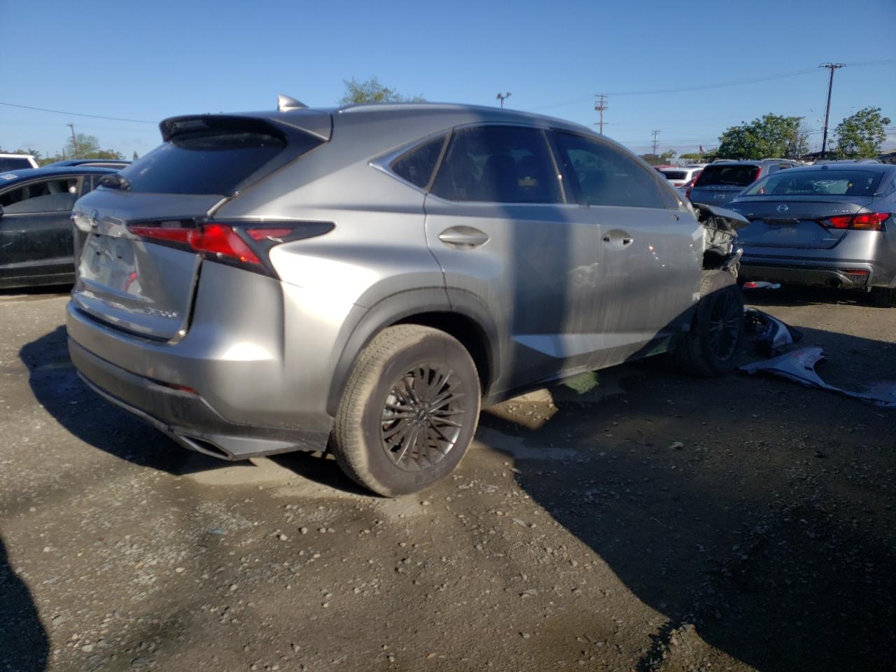 Photo 4 from auction – 2021 LEXUS NX 300 BAS with VIN JTJDARBZ3M2190253