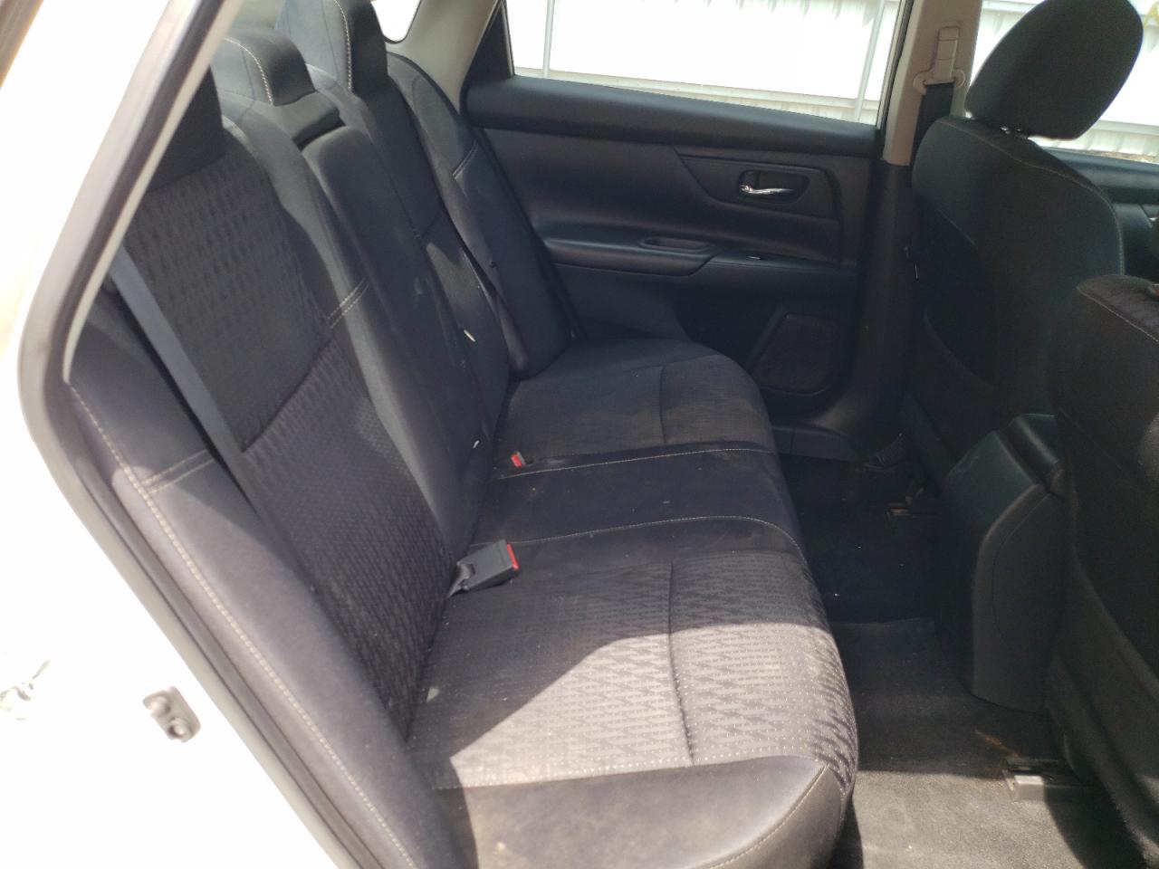 Photo 6 from auction – 2016 NISSAN ALTIMA 2.5 with VIN 1N4AL3AP0GN358002