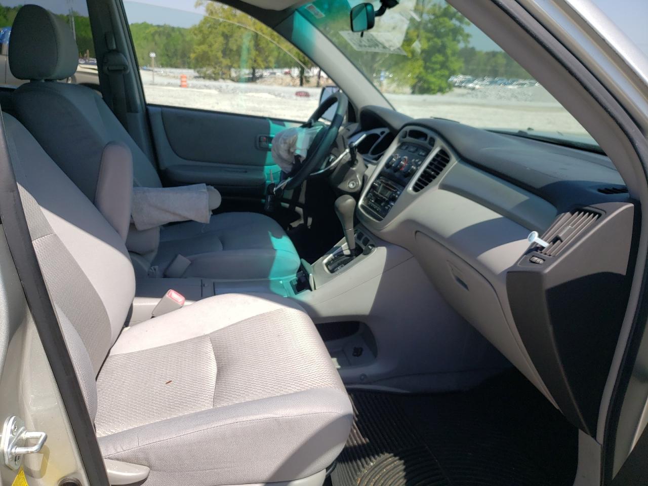 Photo 5 from auction – 2007 TOYOTA HIGHLANDER with VIN JTEEP21A570197192