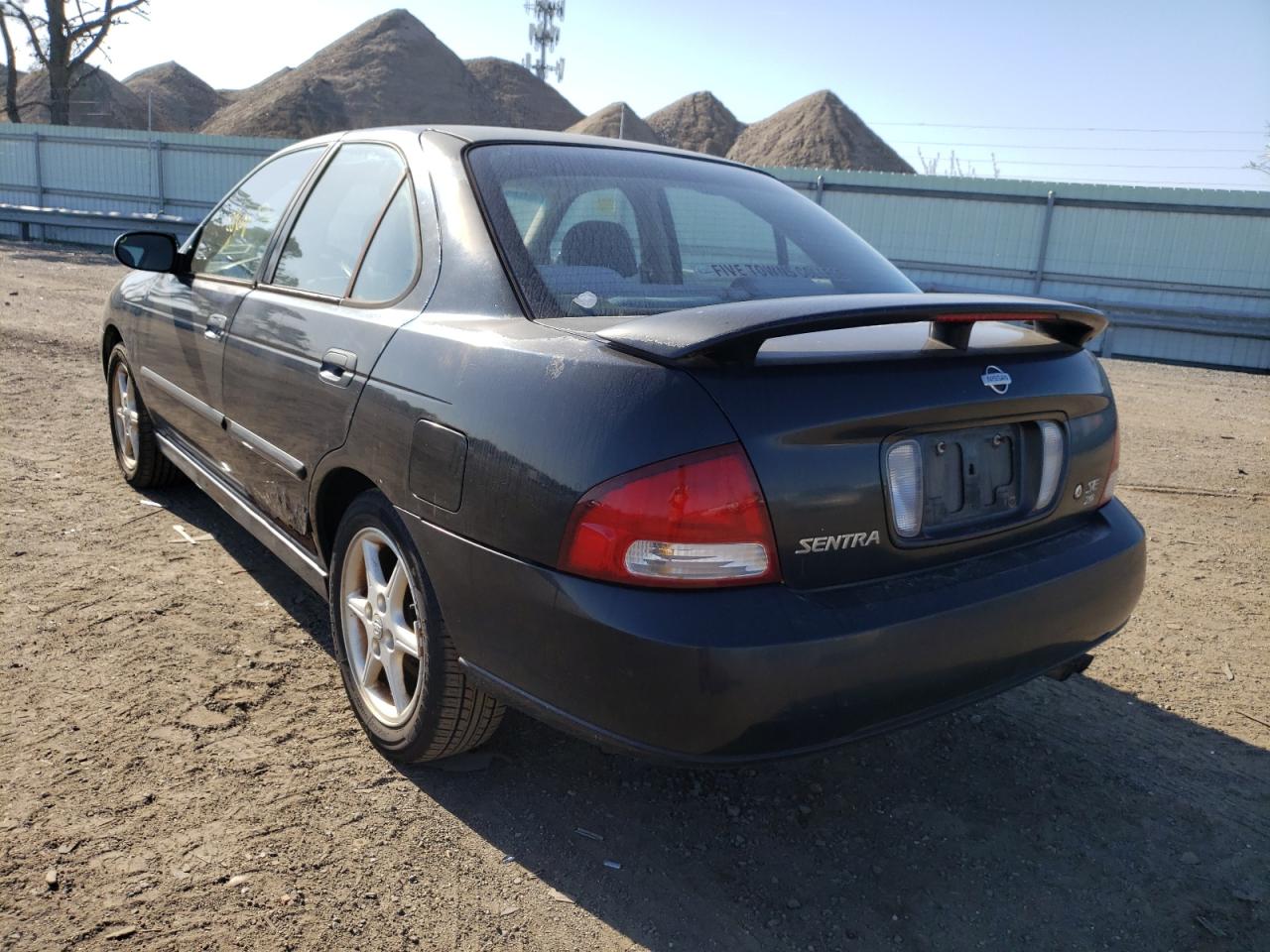 Photo 3 from auction – 2001 NISSAN SENTRA with VIN 3N1BB51D71L131077