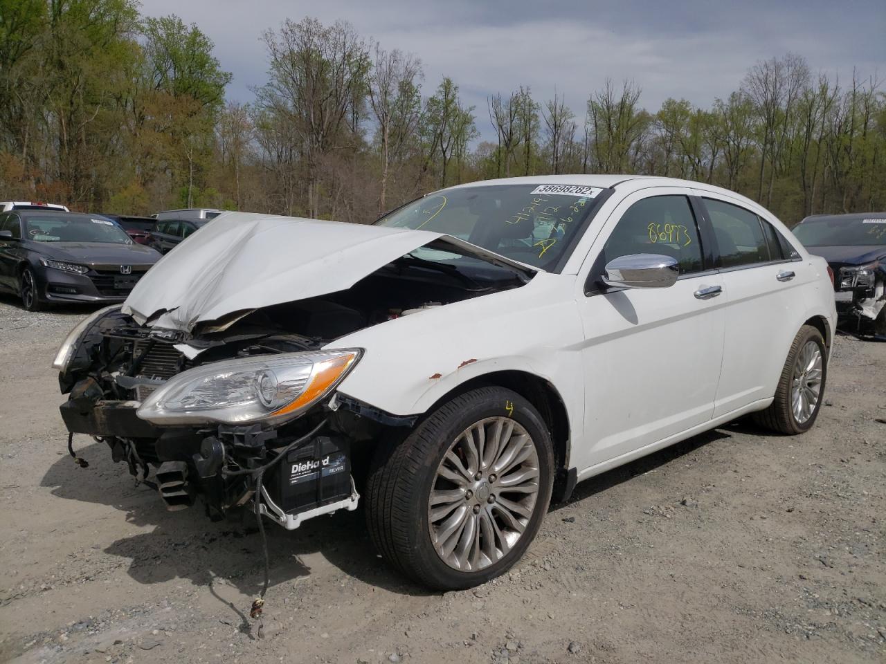 Photo 2 from auction – 2012 CHRYSLER 200 LIMITE with VIN 1C3CCBCG3CN146462