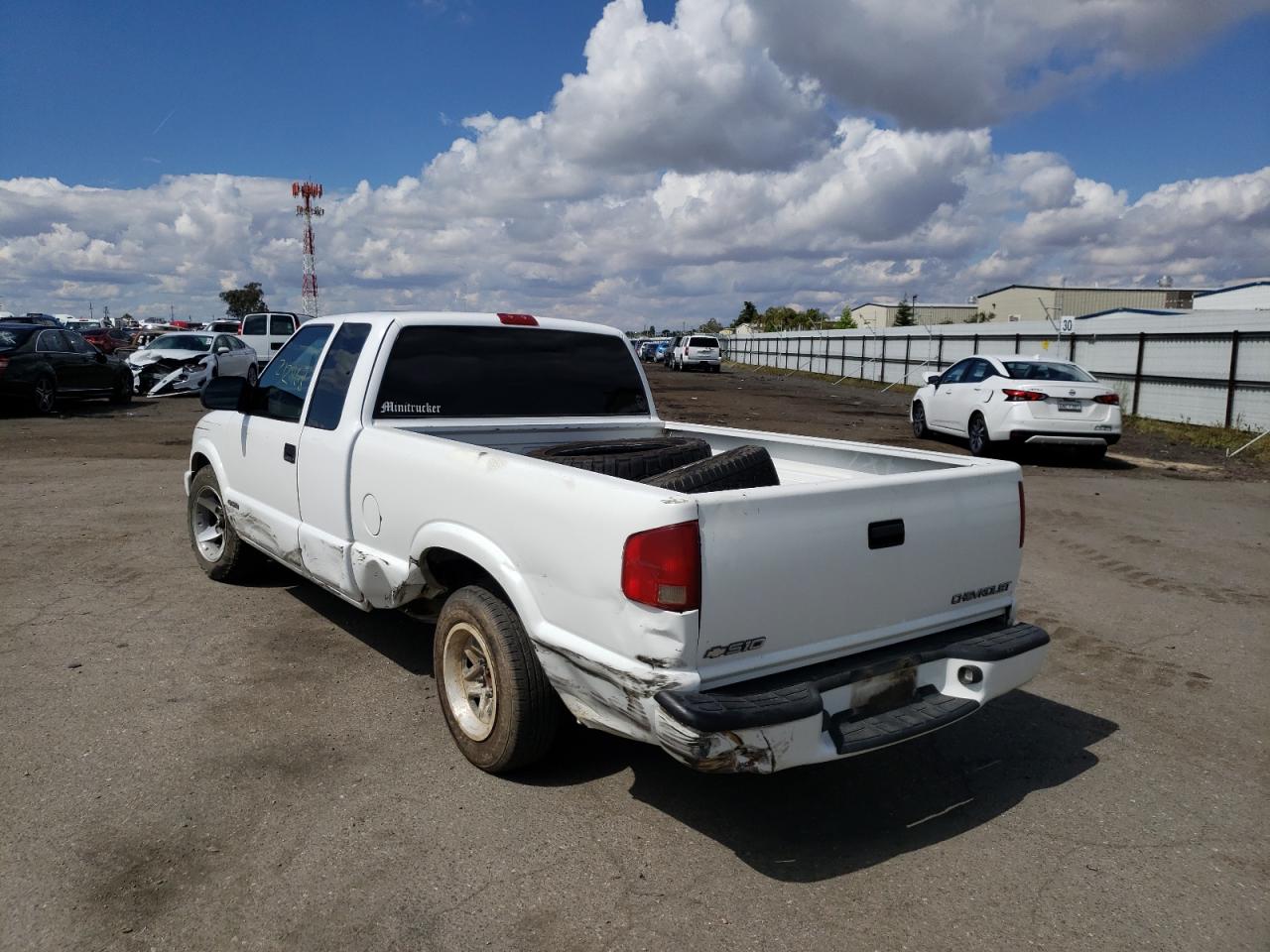 Photo 3 from auction – 2003 CHEVROLET S10 with VIN 1GCCS19X538221094
