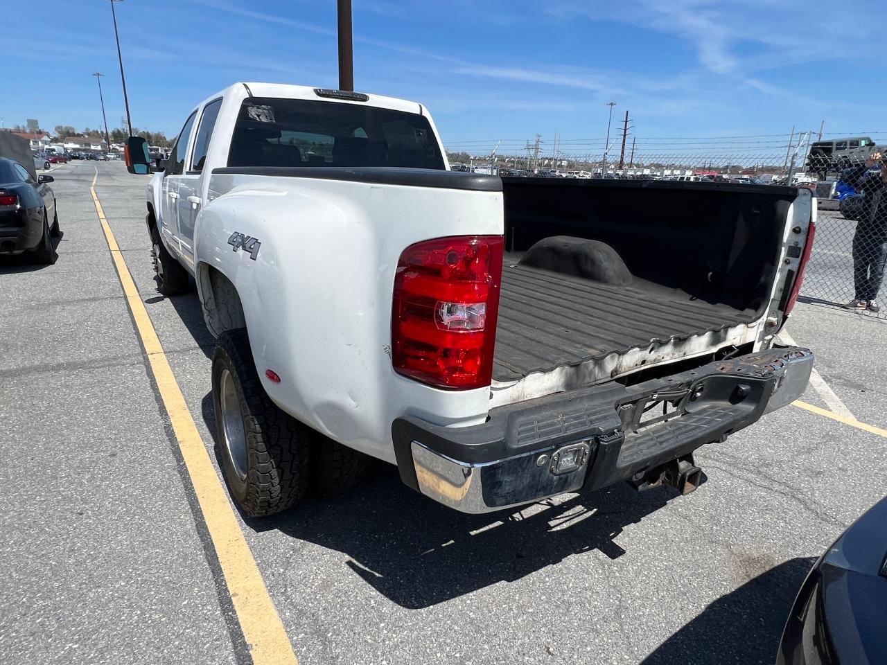 Photo 3 from auction – 2012 CHEVROLET SILVERADO with VIN 1GC4K1C88CF167033