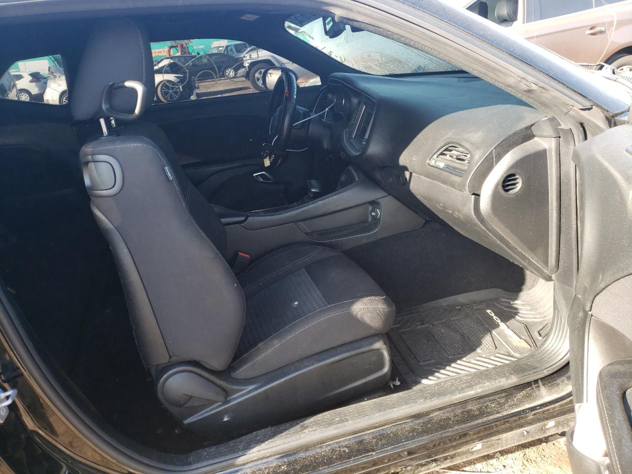 Photo 5 from auction – 2019 DODGE CHALLENGER with VIN 2C3CDZAG0KH701822