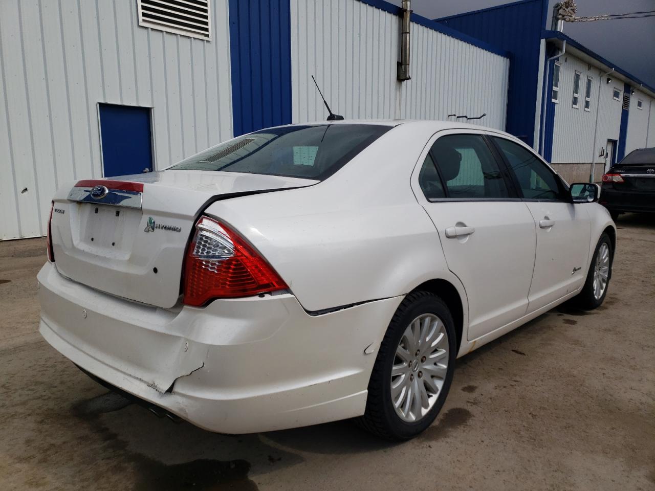 Photo 4 from auction – 2011 FORD FUSION HYB with VIN 3FADP0L32BR248357
