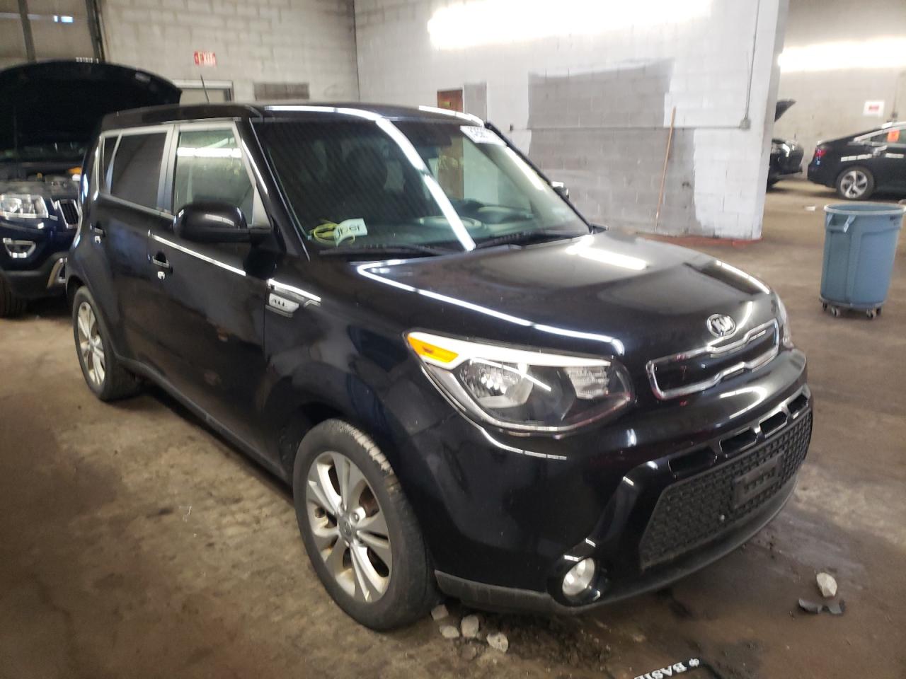 KIA SOUL + 2016 with VIN KNDJP3A54G7326087 - Photo from auction