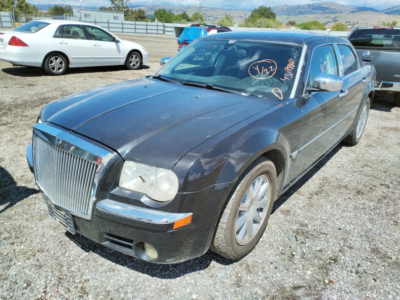 Photo 2 from auction – 2007 CHRYSLER 300C with VIN 2C3KA63H17H783351