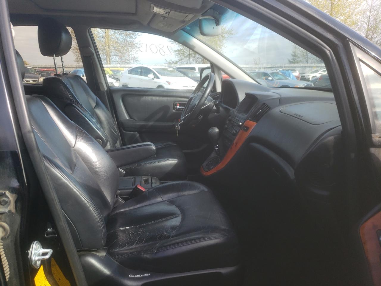 Photo 5 from auction – 2001 LEXUS RX 300 with VIN JTJHF10U010194862