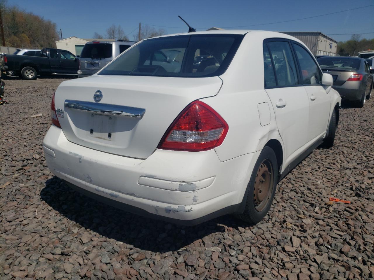 Photo 4 from auction – 2010 NISSAN VERSA S with VIN 3N1BC1AP0AL452054