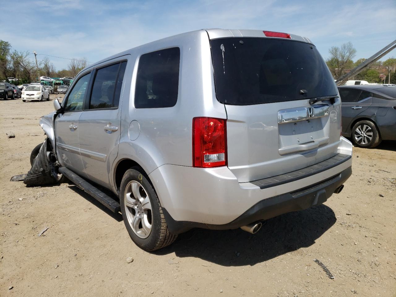 Photo 3 from auction – 2014 HONDA PILOT EX with VIN 5FNYF3H43EB017152
