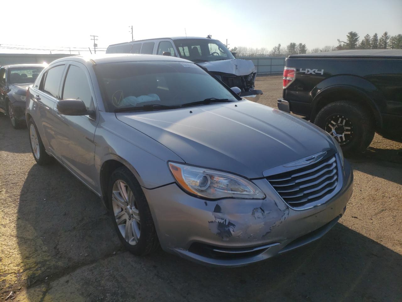 صورة رقم 1 من المزاد - 2013 CHRYSLER 200 TOURIN مع VIN 1C3CCBBB4DN650056