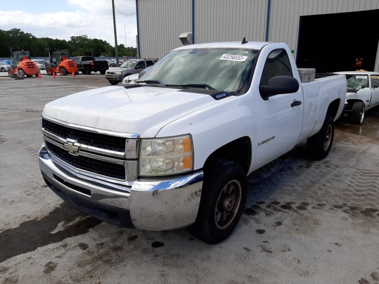 Zdjęcie 2 z aukcji – 2007 CHEVROLET C1500 z VIN 1GCHC24K67E528351