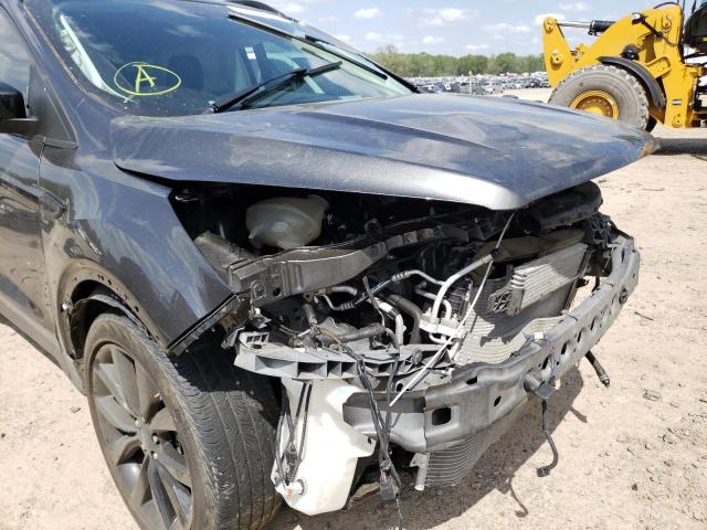 Photo 9 from auction – 2019 FORD ESCAPE SE with VIN 1FMCU9GD2KUA89155