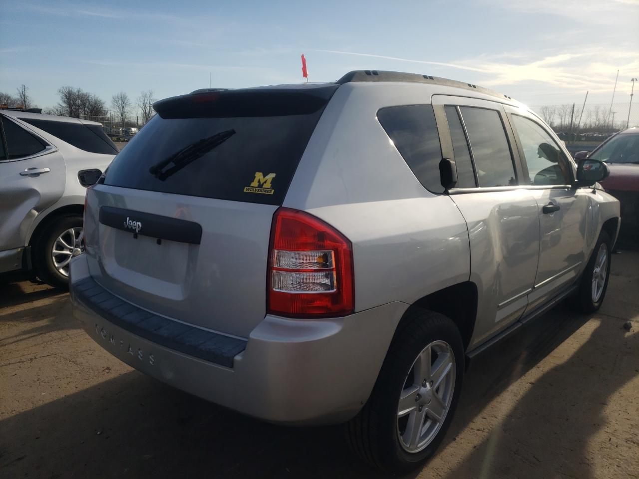 Photo 4 from auction – 2009 JEEP COMPASS SP with VIN 1J4FT47BX9D128570