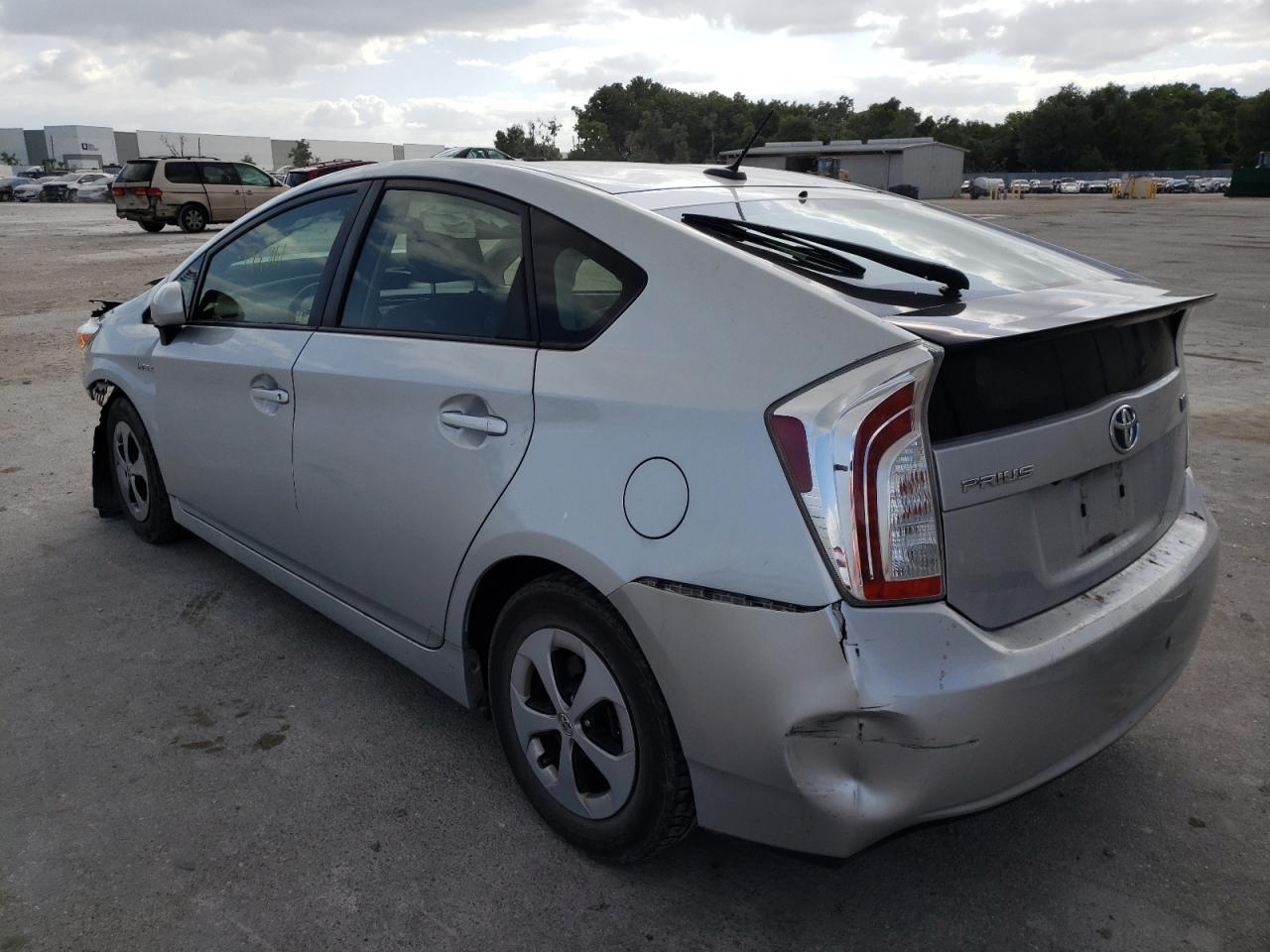 Photo 3 from auction – 2014 TOYOTA PRIUS with VIN JTDKN3DU5E1807057