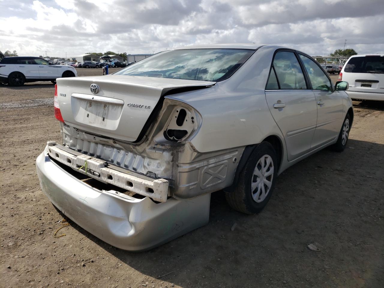 Photo 4 from auction – 2003 TOYOTA CAMRY LE with VIN 4T1BE32K83U752564