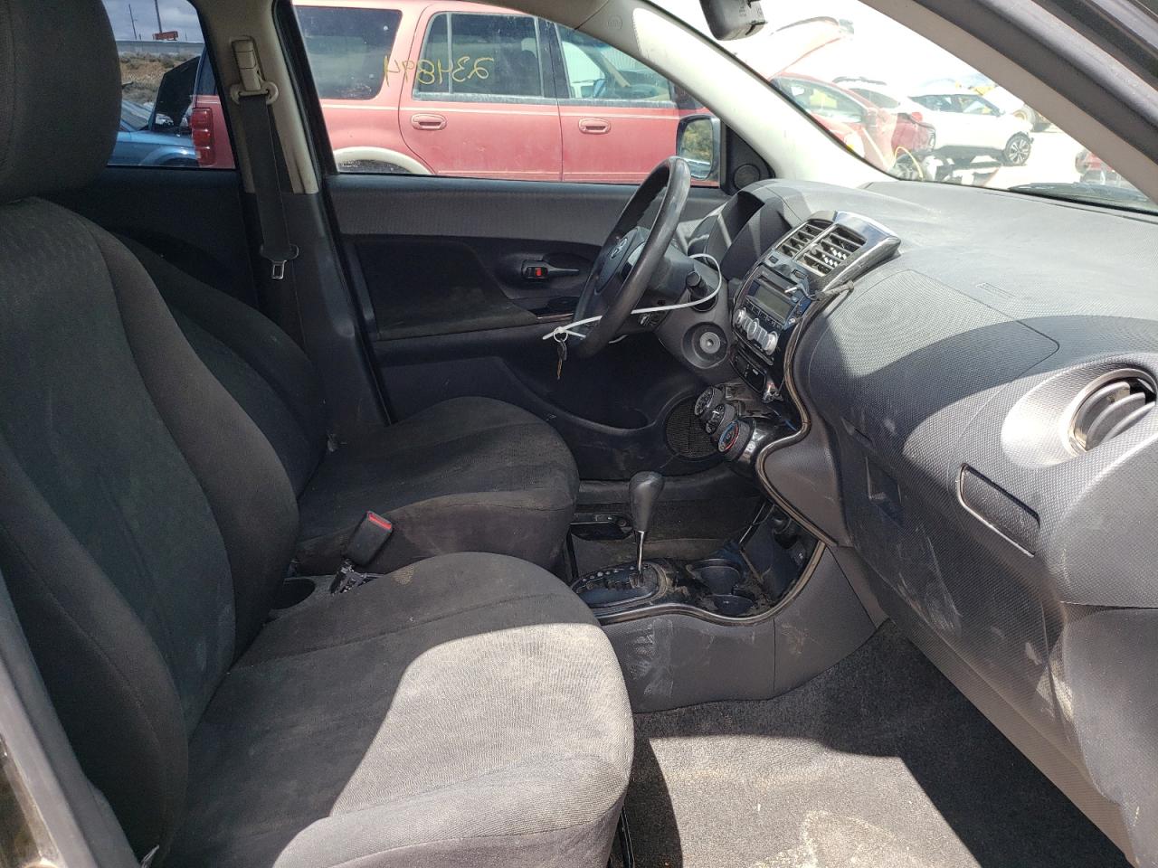 Photo 5 from auction – 2009 TOYOTA SCION XD with VIN JTKKU10489J045872
