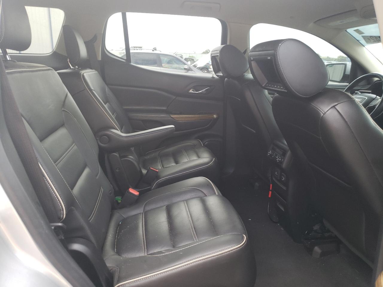 Photo 6 from auction – 2019 GMC ACADIA DEN with VIN 1GKKNPLS5KZ182605