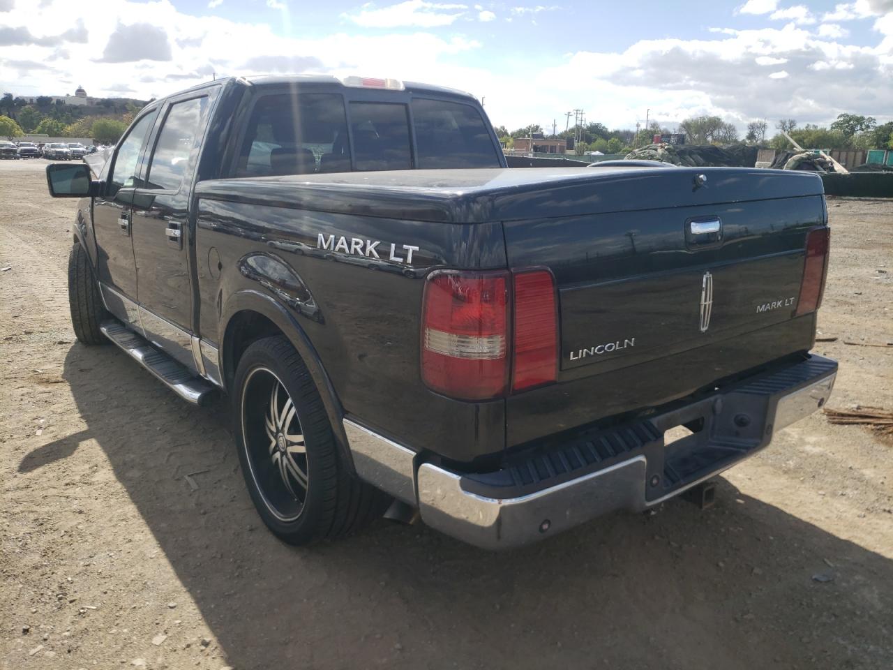 Photo 3 from auction – 2006 LINCOLN MARK LT with VIN 5LTPW16526FJ03817