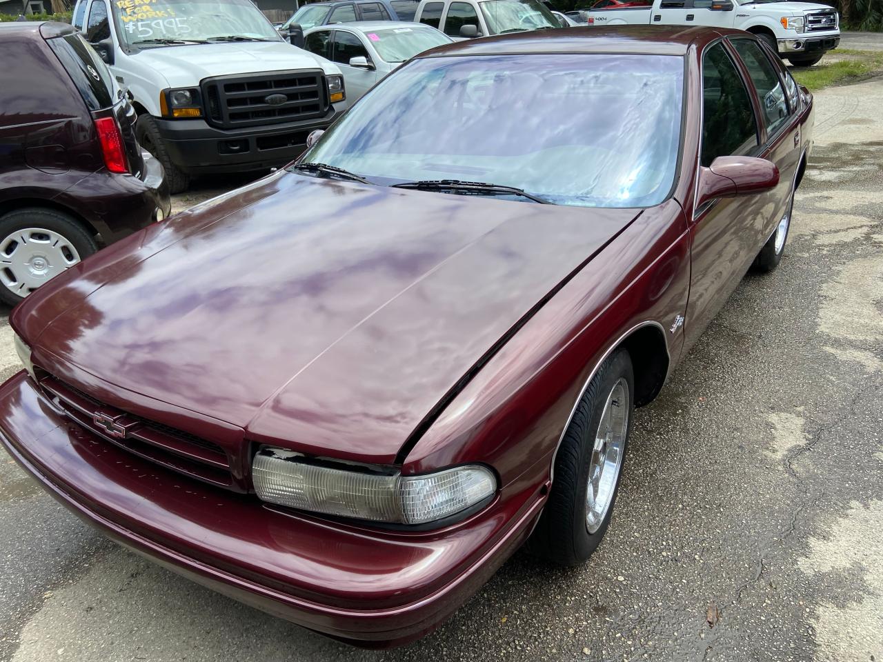 Photo 2 from auction – 1996 CHEVROLET CAPRICE CL with VIN 1G1BL52W9TR153984
