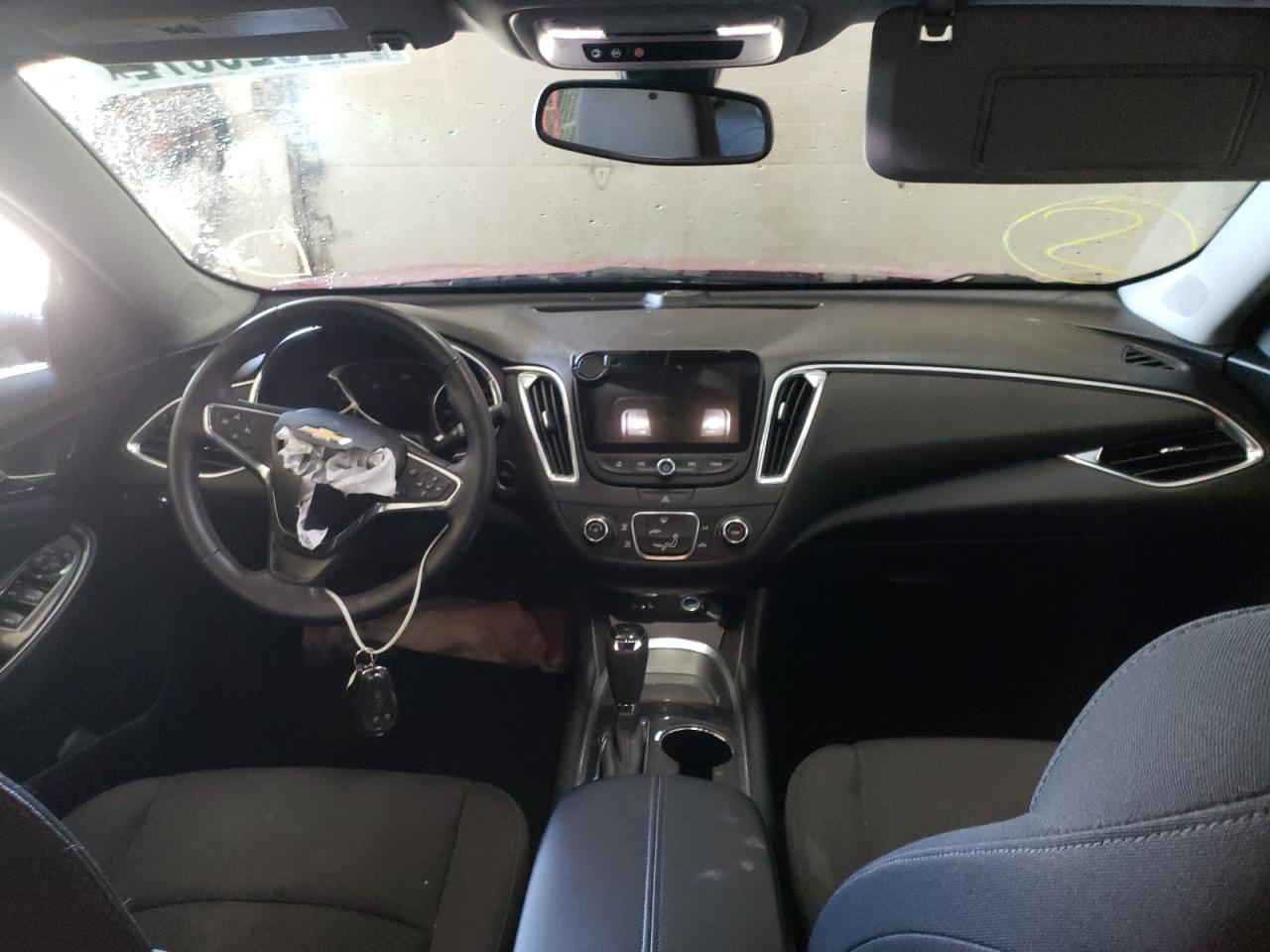 Photo 9 from auction – 2016 CHEVROLET MALIBU LT with VIN 1G1ZE5ST4GF284925