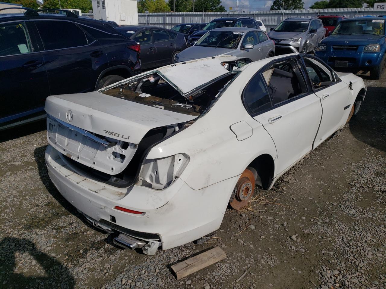 Photo 4 from auction – 2013 BMW 750 LI with VIN WBAYE8C59DD132714