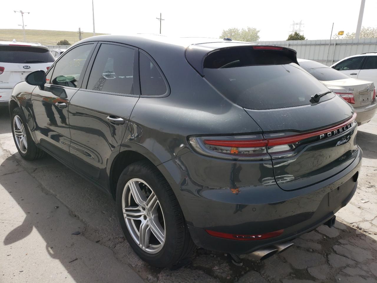Photo 3 from auction – 2019 PORSCHE MACAN S with VIN WP1AB2A51KLB32558