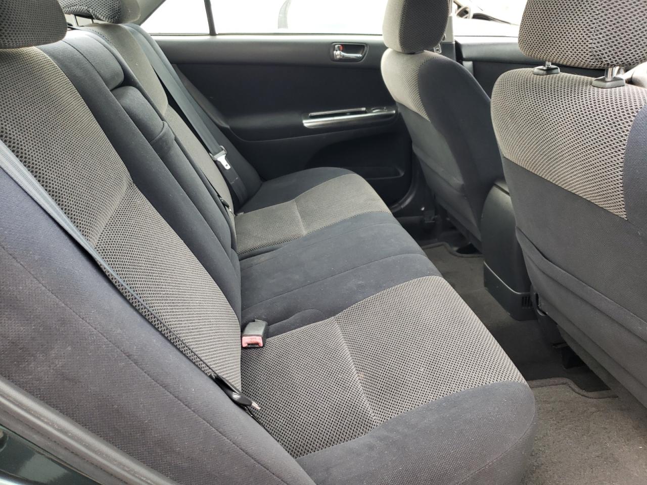 Photo 6 from auction – 2003 TOYOTA CAMRY LE with VIN 4T1BF32K53U561911