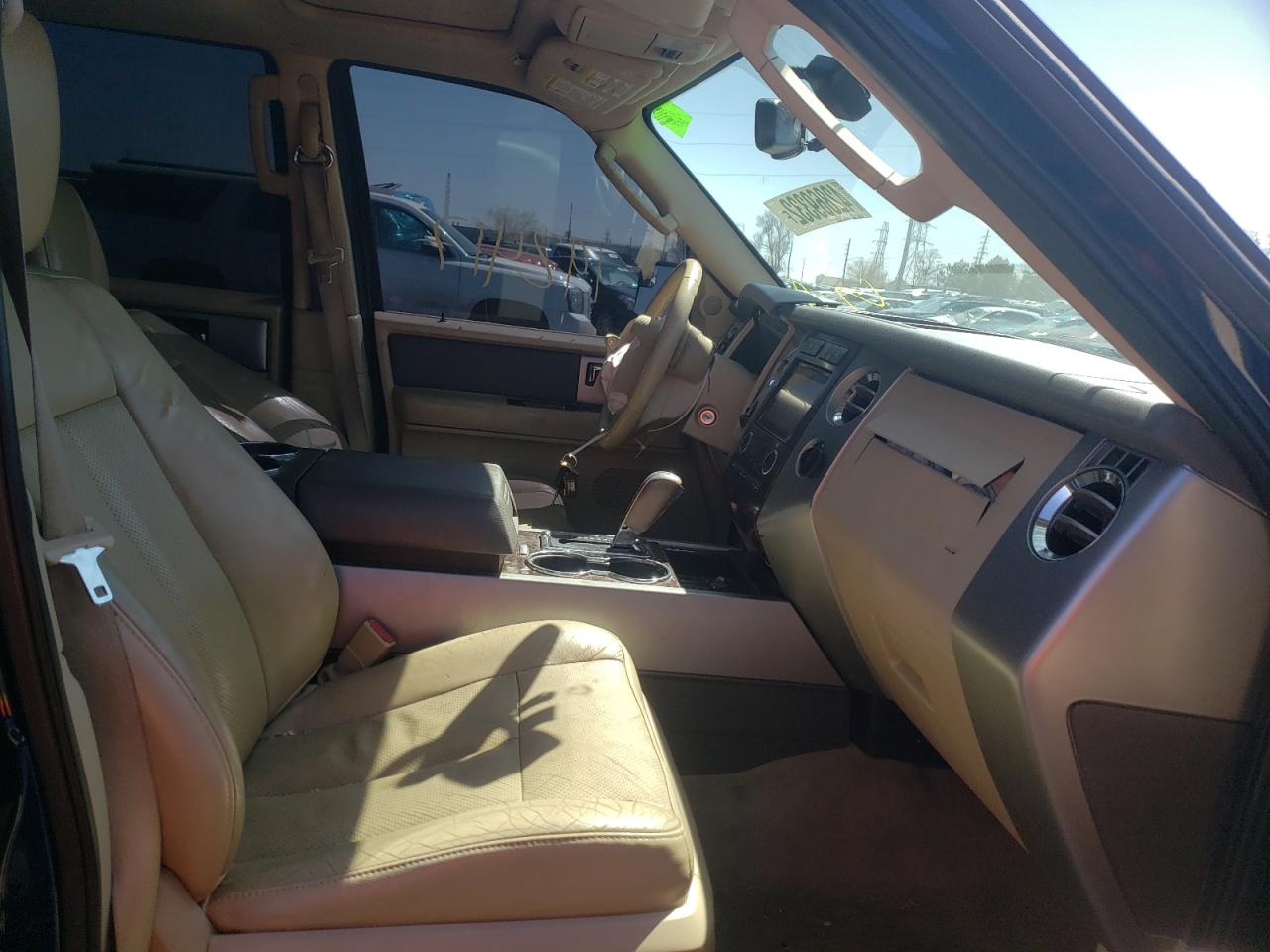 Photo 5 from auction – 2012 FORD EXPEDITION with VIN 1FMJU1H54CEF67829