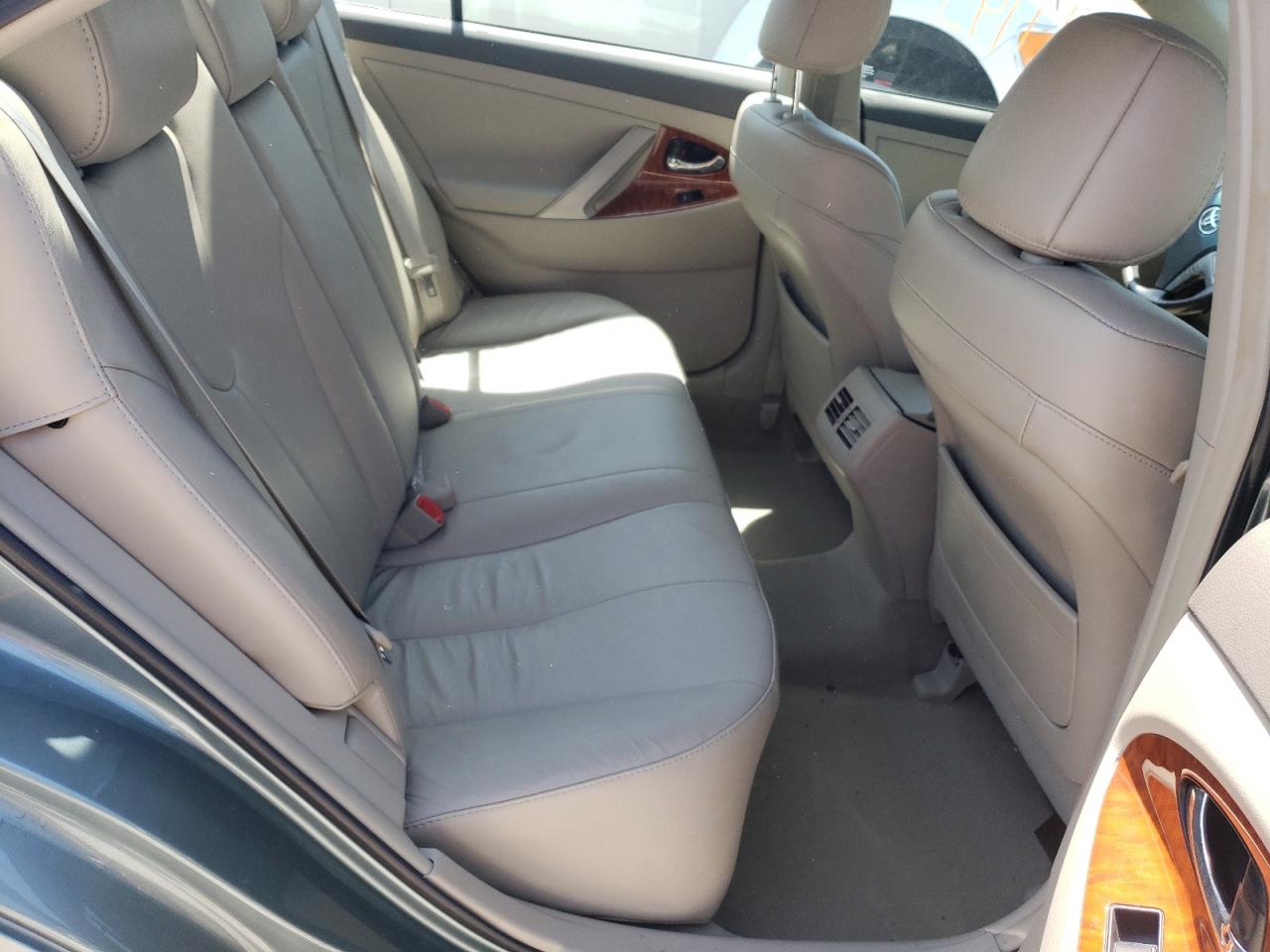 Photo 6 from auction – 2010 TOYOTA CAMRY BASE with VIN 4T4BF3EK9AR028927